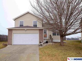 7111 S 177th Avenue Cir S, Omaha, NE 68136