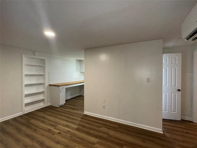 1801 N Taylor Rd — Photo 17