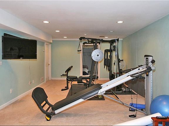 5th image of 12710 W Lakeland Dr