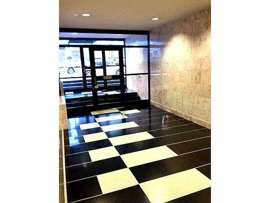 Rented by MNS | media 9