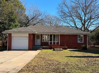 1010 Sunnymeade Dr, Wewoka, OK 74884