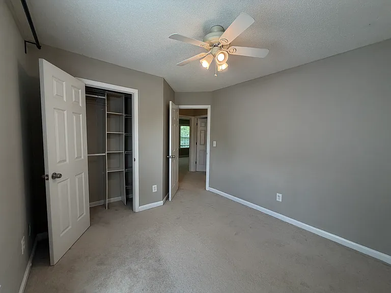 10905 Wittenridge Dr — Photo 18