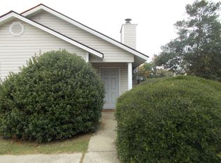 6508 Wicklow Pl, Fayetteville, NC 28304