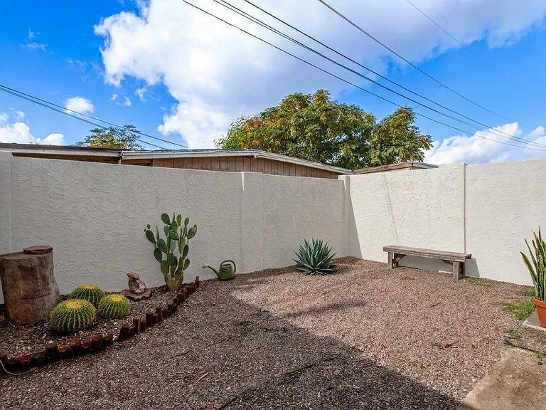 732 W Cinnabar Ave #1 — Photo 6
