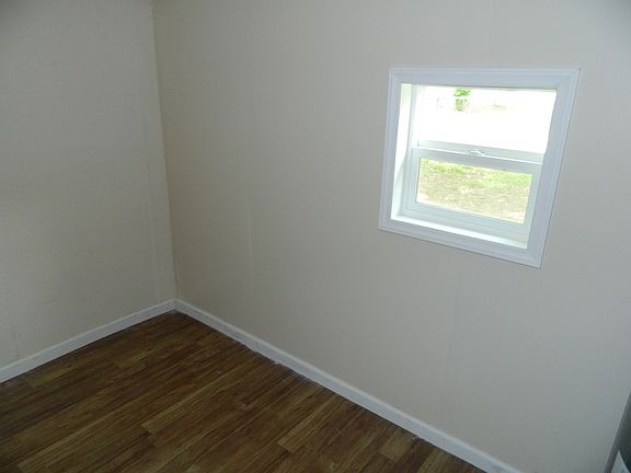 3rd image of 1428 Beechwood Dr