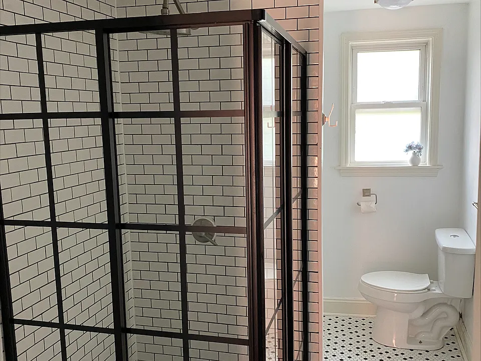 Bathroom / Laundry