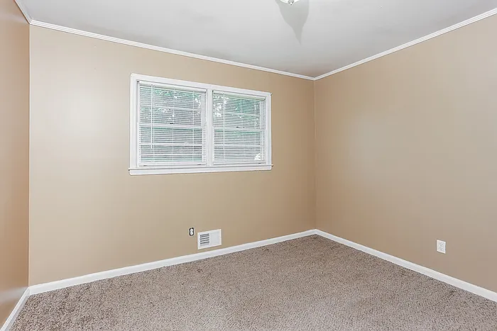 1320 N Cherokee Ave — Photo 14