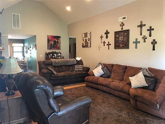 5th image of 4318 E Deanna Dr