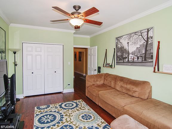 3rd image of 1801 Elmwood Ave APT 3