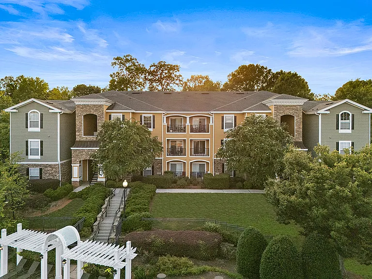 Cottonwood Reserve Apartments Exterior