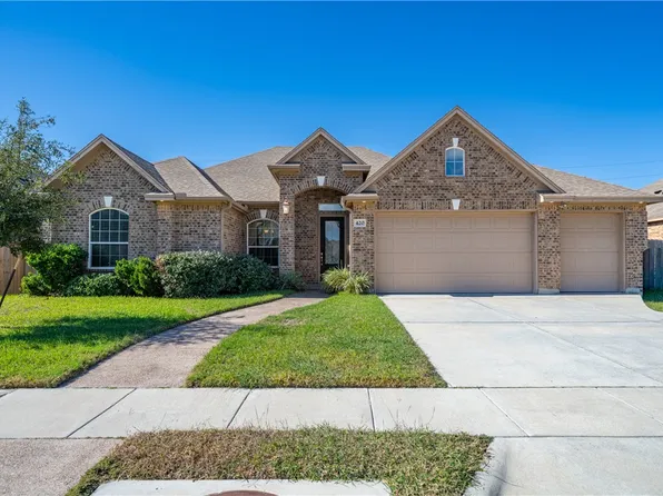 420 Gulfton Dr, Portland, TX 78374