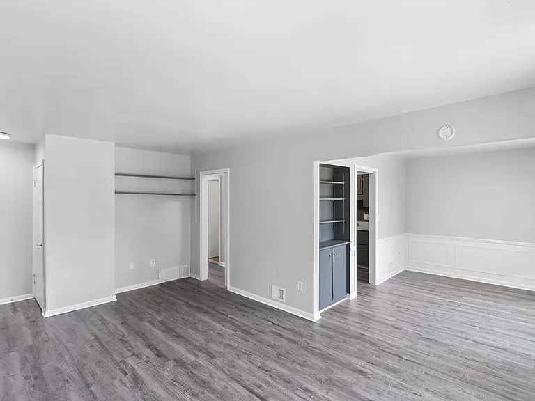 1815 Potomac Cir — Photo 12