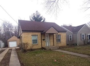 1619 Pauline Ave, Rockford, IL