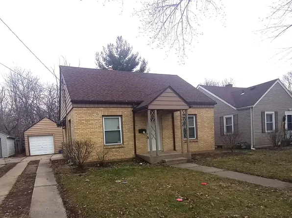 1619 Pauline Ave, Rockford, IL 61101