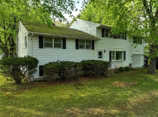 130 Grieb Rd, Wallingford, CT 06492