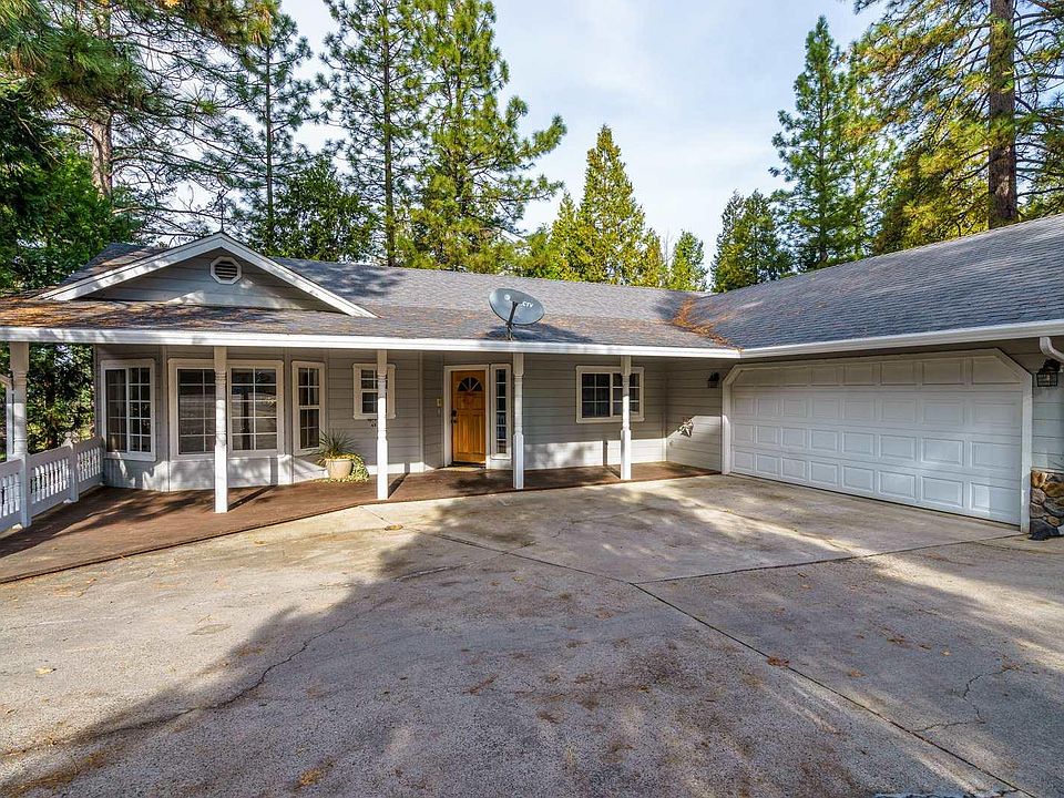 1st image of 22590 Cedar Pines Ave