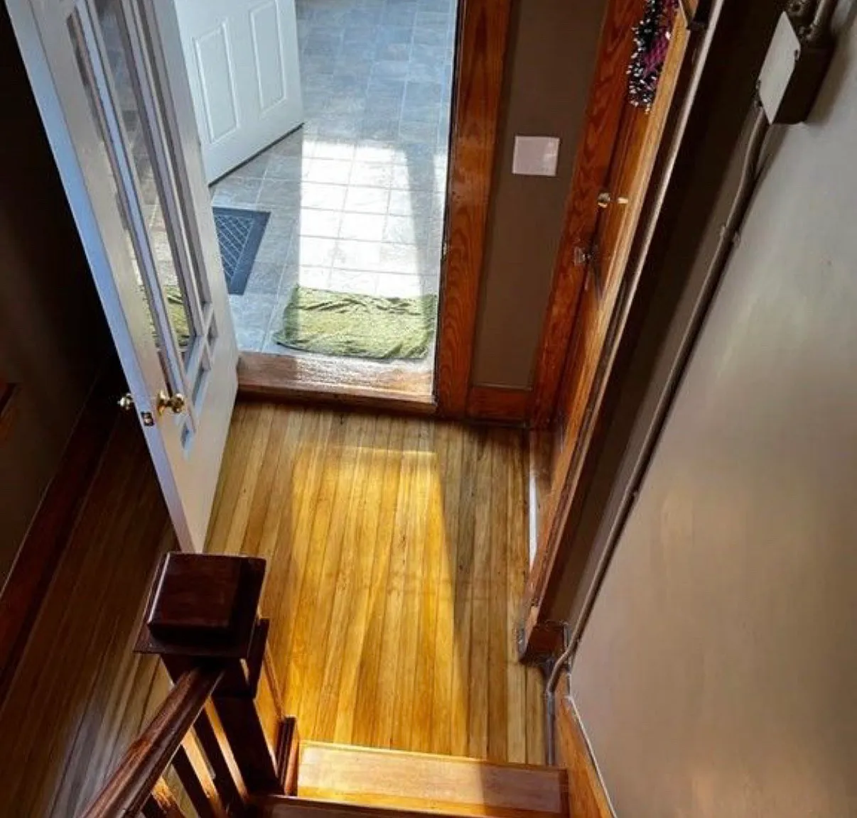 3 bed, 1000 sqft, $1,900 — Photo 4
