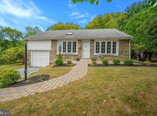 116 Holly Rd, Broomall, PA 19008