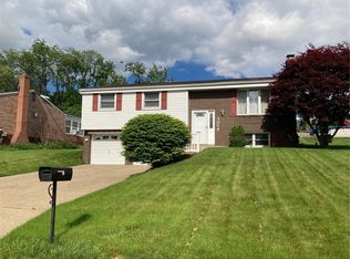 3054 Pitchfork Dr, Mc Kees Rocks, PA 15136