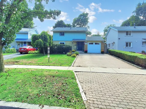 102 Botany Hill Rd, Toronto, ON M1G 3K7