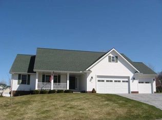 4183 Appleberry Dr #N416, Erie, PA