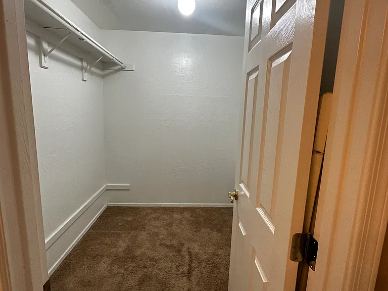 1886 E Oasis Dr — Photo 15