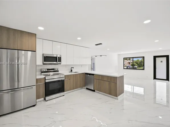 5635 Pierce St, Hollywood, FL 33021