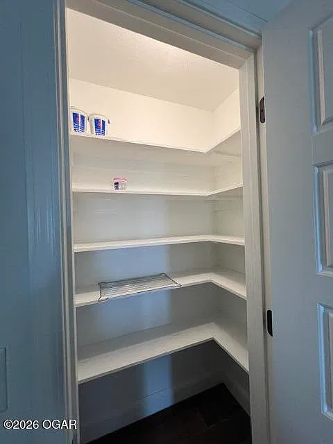 3 bed, 2.0 bath, 1734 sqft, $1,650 — Photo 4