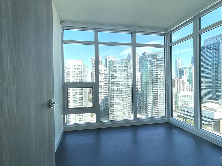 1 Concord Cityplace Way #2103 — Photo 4