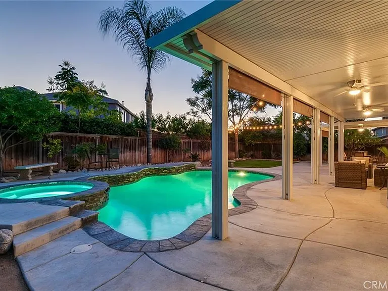 8123 Branding Iron Ln — Photo 32