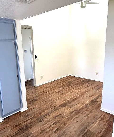 363 S Gilbert St #B — Photo 5
