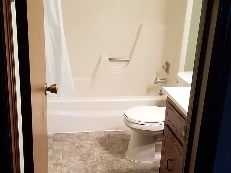 1133 B St #3 — Photo 10