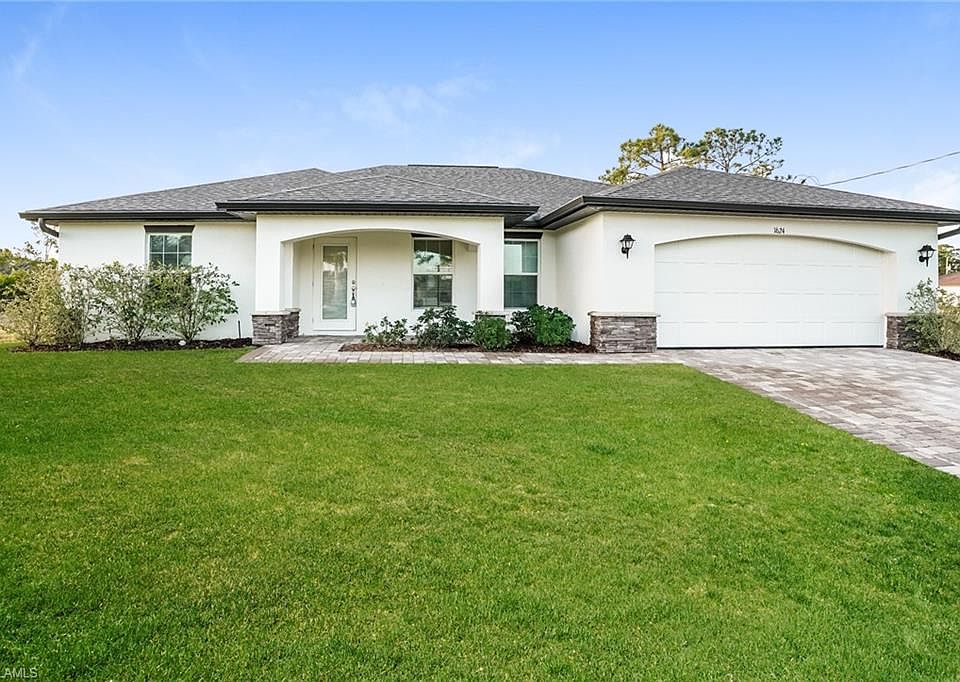 1st image of 1624 NW 29th Ter