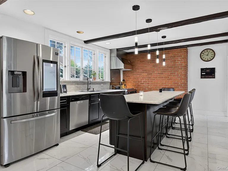 5 Kohlsaat Ct — Photo 10