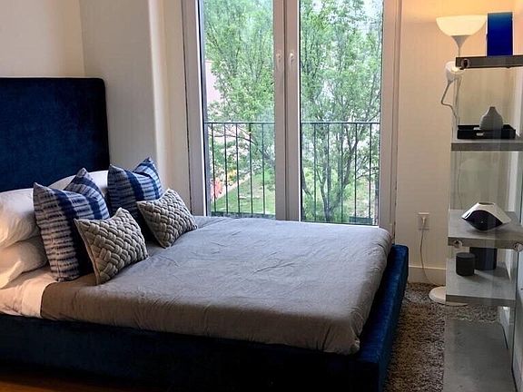 5th image of 420 Tompkins Ave #310
