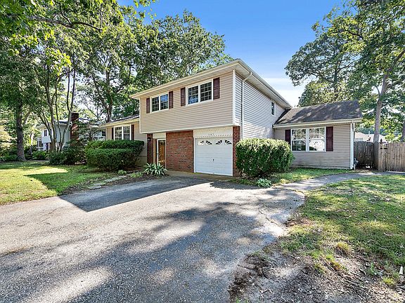 2nd image of 545 Hardwood Dr