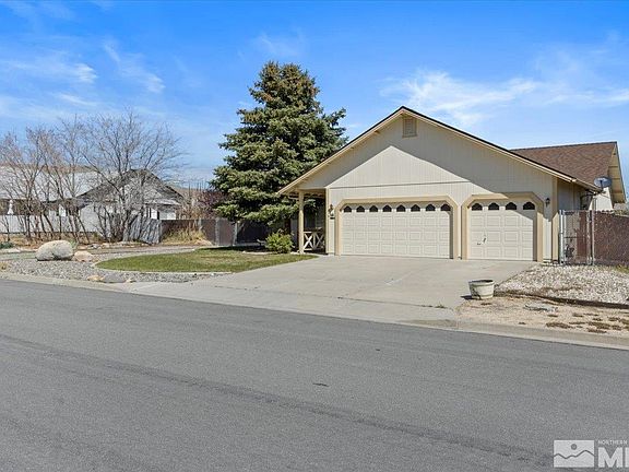 4th image of 275 Ember Dr