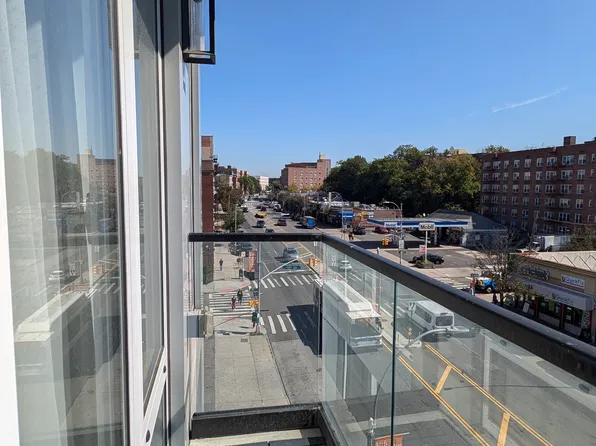 146-17 Northern Boulevard image 8 of 11