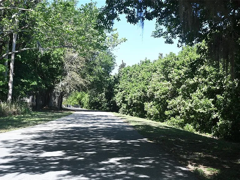 1372 Mill Stream Ln — Photo 21