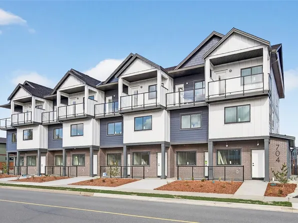 704 Beaver Creek Blvd #2, Campbell River, BC V9H 0E9