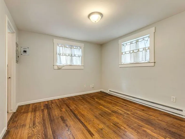 614 Stanton St #4 — Photo 4