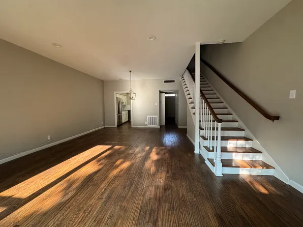 7424 W Northwest Hwy APT 6, Dallas, TX 75225