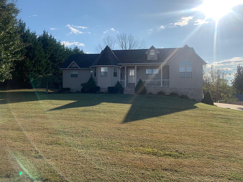 1st image of 208 Merry Anne Dr