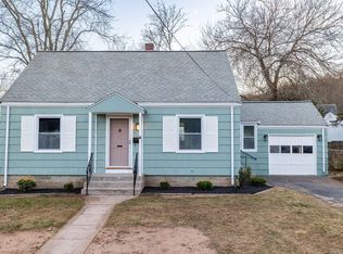 29 Addison Rd, Hamden, CT 06517