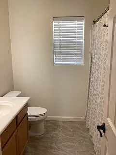 2408 W Valley Vis — Photo 9