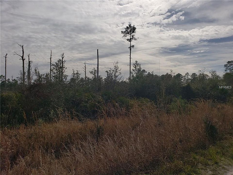 2nd image of Lake Holly Rd