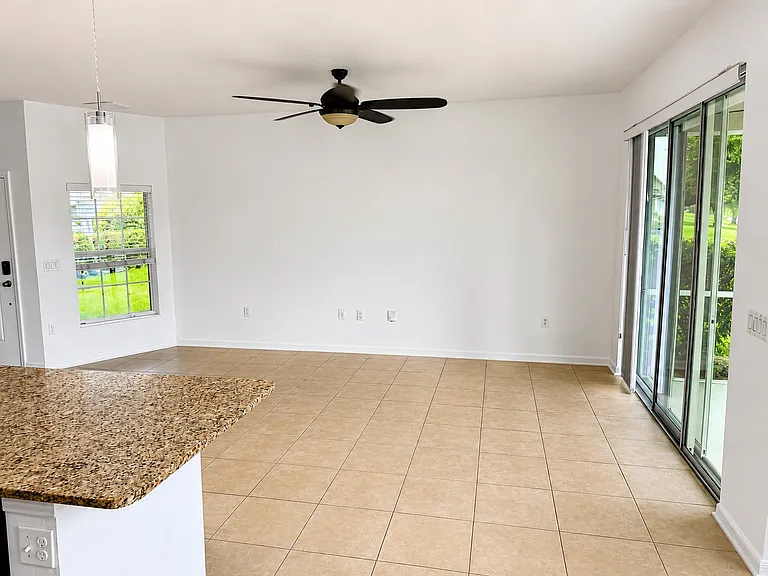 2602 River Landing Dr #2602 — Photo 2