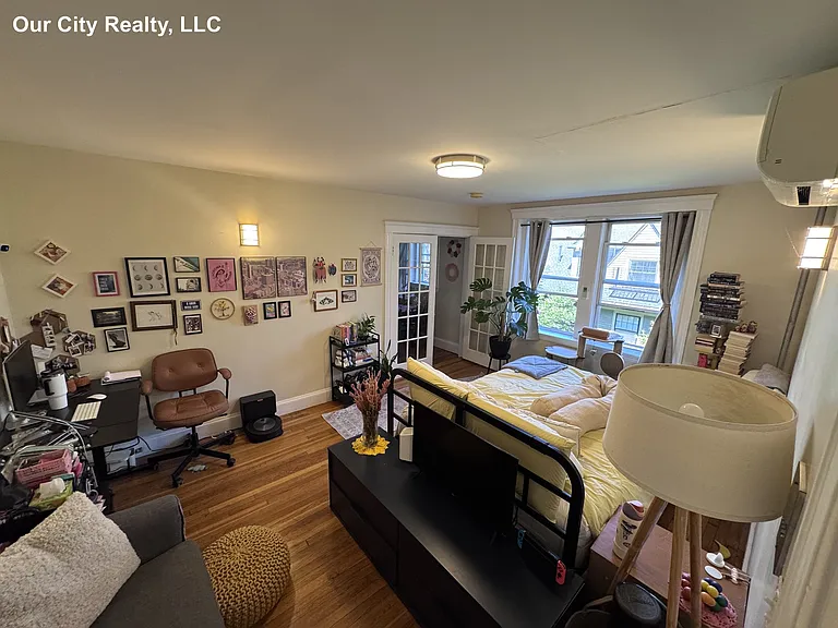15 Linnaean St #11 — Photo 2