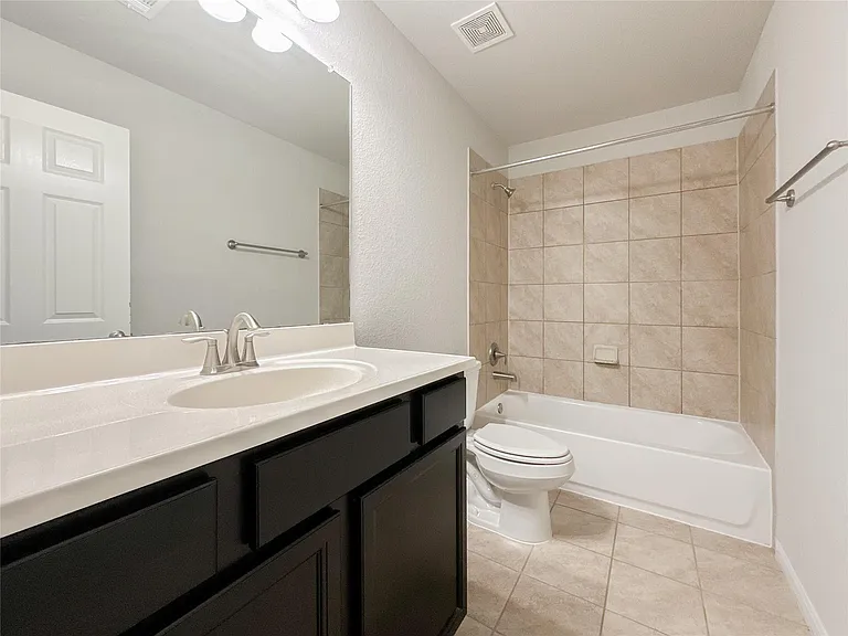 105 Camelot Place Ct — Photo 25