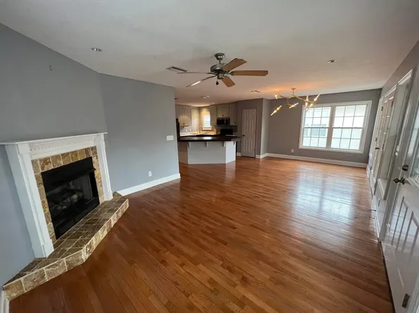 408 Maple St #2, Saint Simons Island, GA 31522